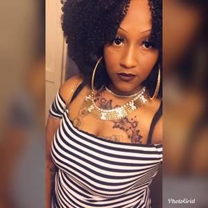 Meet your Posher, Tenesha